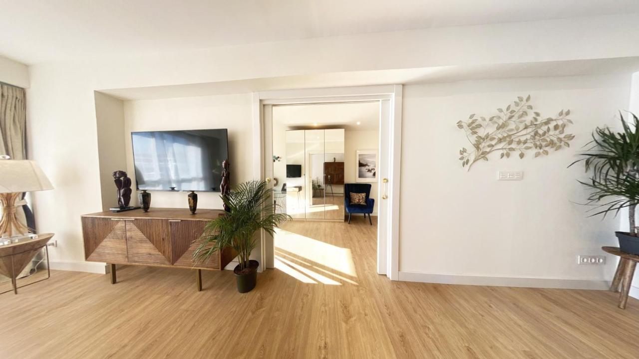 Miramar Luxurious Flat, 3 Double Rooms, Free Parking, Terrace, Completely New San Sebastian Luaran gambar