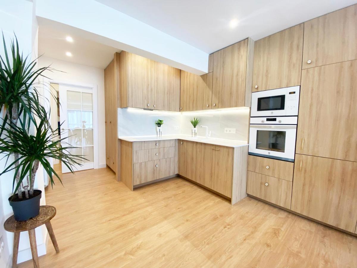 Miramar Luxurious Flat, 3 Double Rooms, Free Parking, Terrace, Completely New San Sebastian Luaran gambar