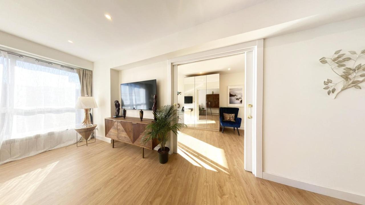 Miramar Luxurious Flat, 3 Double Rooms, Free Parking, Terrace, Completely New San Sebastian Luaran gambar