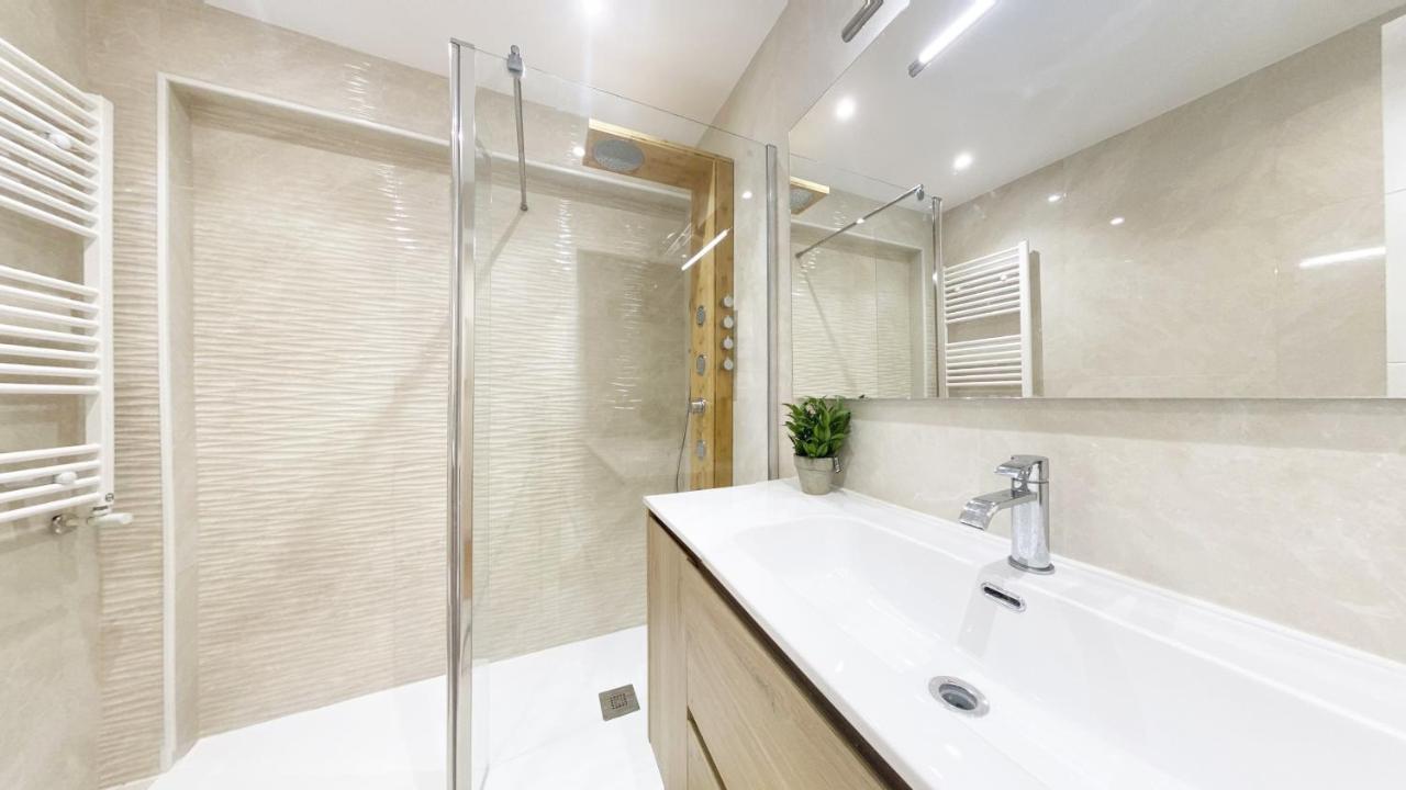 Miramar Luxurious Flat, 3 Double Rooms, Free Parking, Terrace, Completely New San Sebastian Luaran gambar